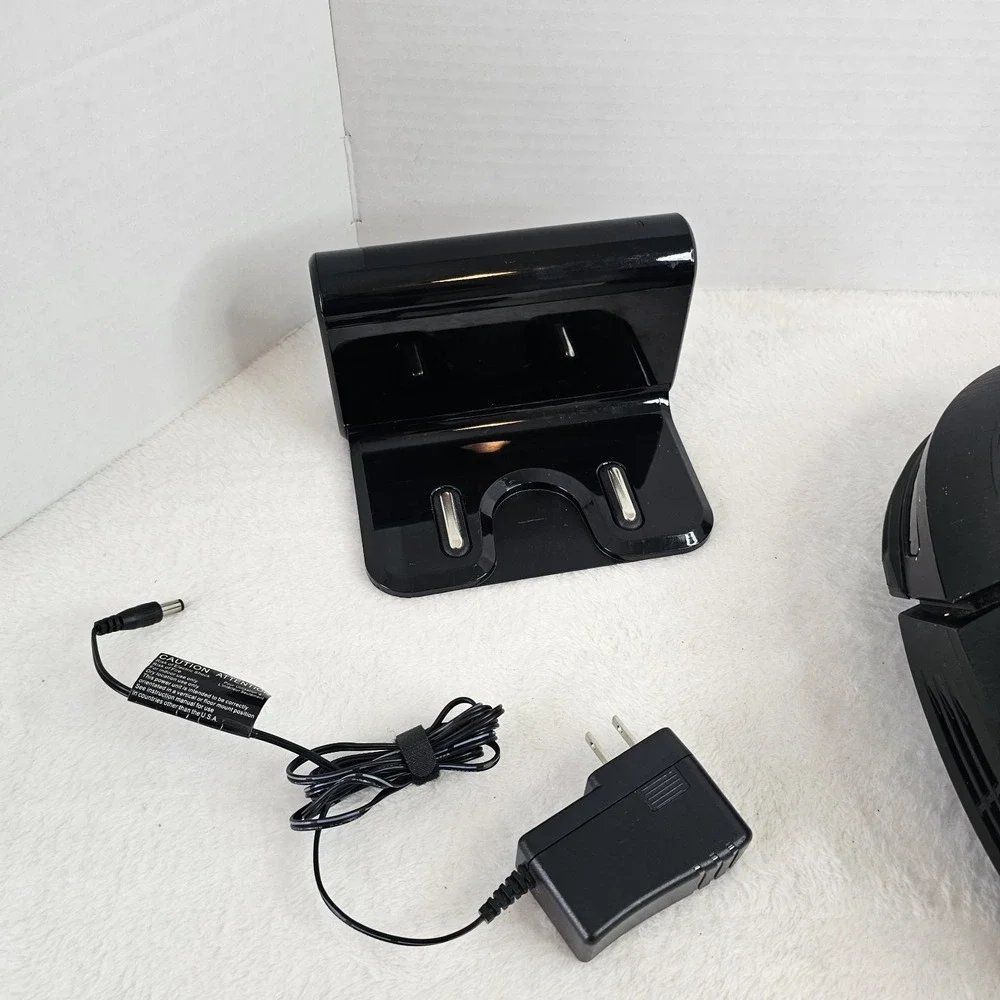 Eureka Groove Robot Vacuum, Model NER309 W/Self Docking/Charging, Tested